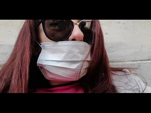 ❤️ Nicoletta sa pomstí svojmu susedovi a vymočí sa mu do garáže (Špeciálna talianska karanténa Covid19) Sex video na porno sk.com-porn-zog.ru ❌️